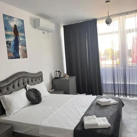 Lägenhetshotell La Playa - Pe Plaja Cu Sezlong Gratuit