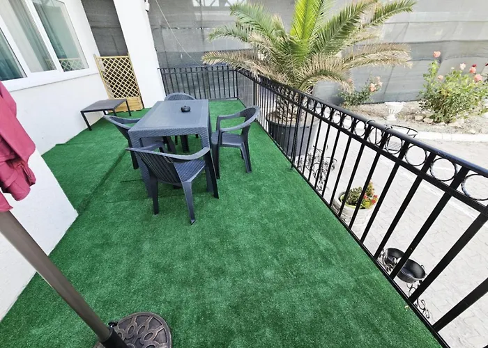 מלון דירות Regal Litoral אפורי נורד